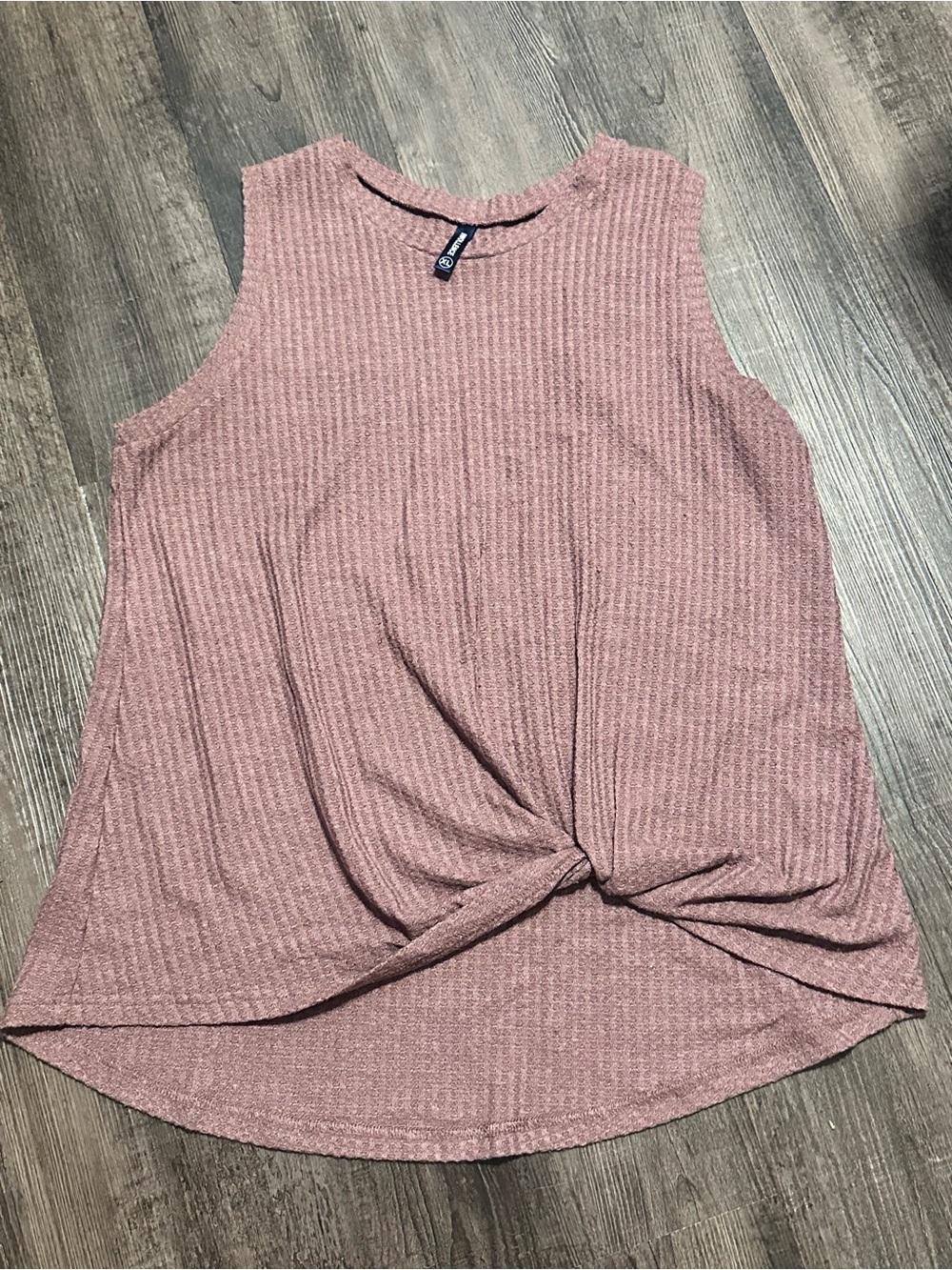 Sleeveless Twist-Front Ribbed Tank Top - Mauve Pink